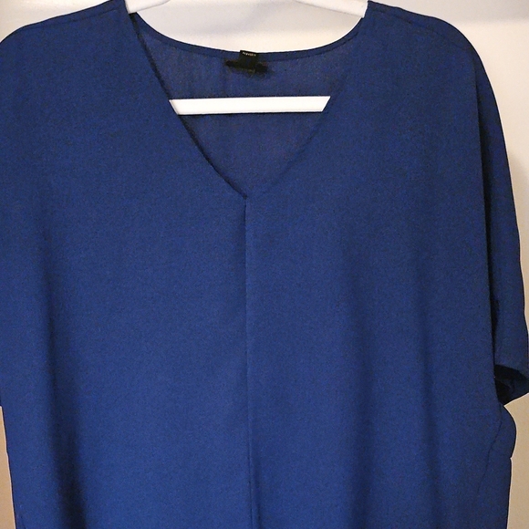 Worthington Navy Blue V-Neck Short Sleeve Blouse Size Med - Picture 4 of 8